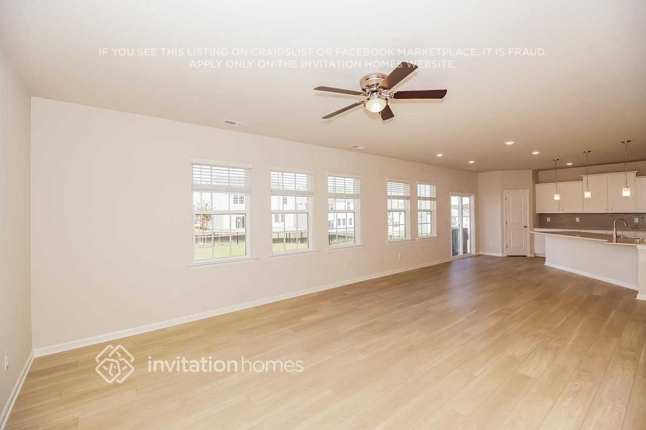 7137 Juneberry Way - Photo 6 of 22