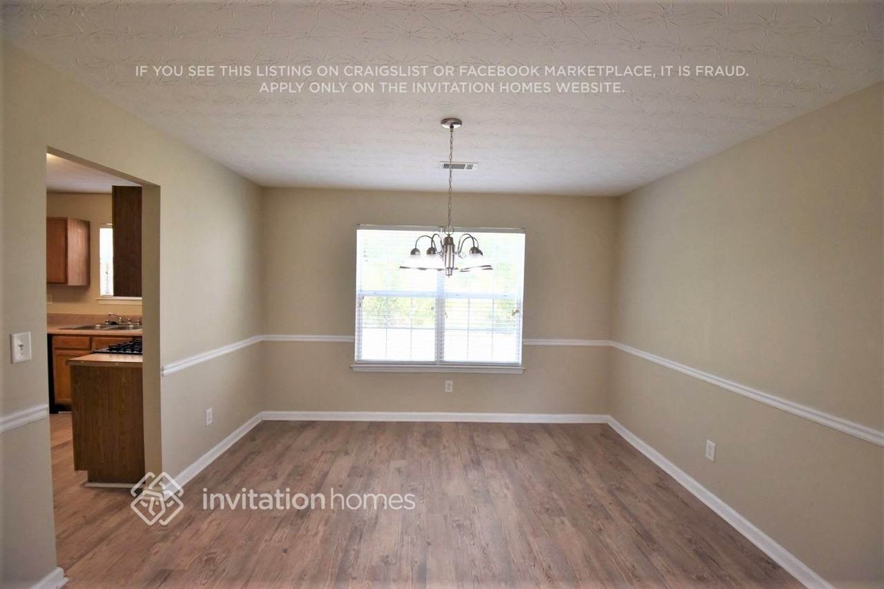 1027 Lear Dr - Photo 6 of 24