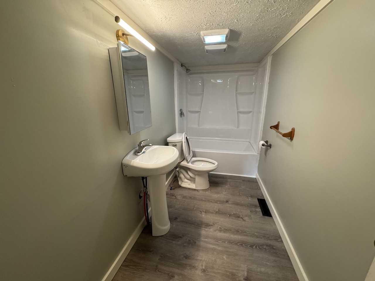 410 S Union Ave #0 - Photo 5 of 14