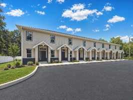 featured image of 2540 Nw 2nd St #103