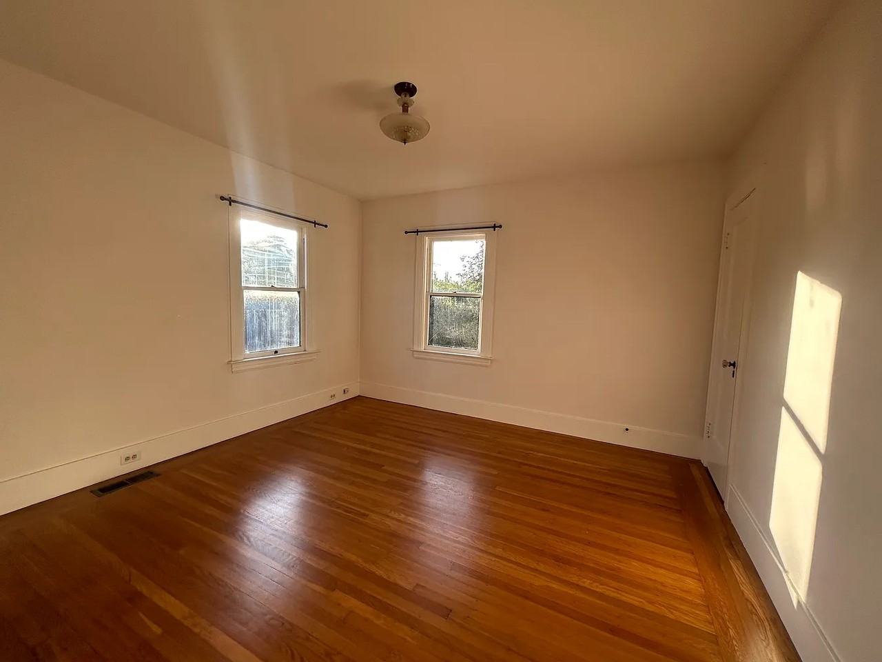 1227 Hopkins St #1 - Photo 2 of 16