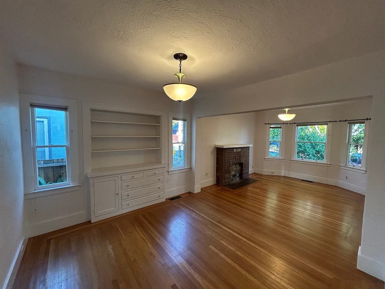 1227 Hopkins St #1 - Photo 6 of 16