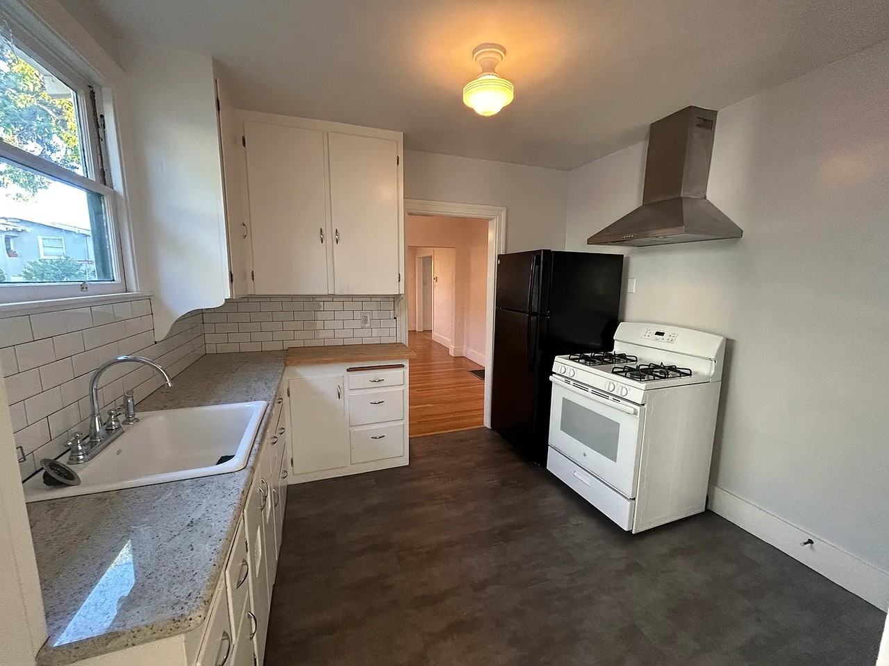 1227 Hopkins St #1 - Photo 7 of 16