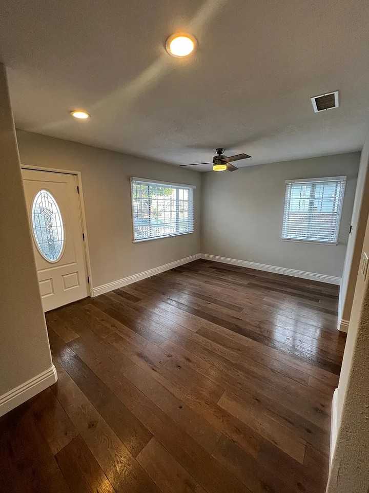 16621 Patronella Ave #1 - Photo 4 of 32