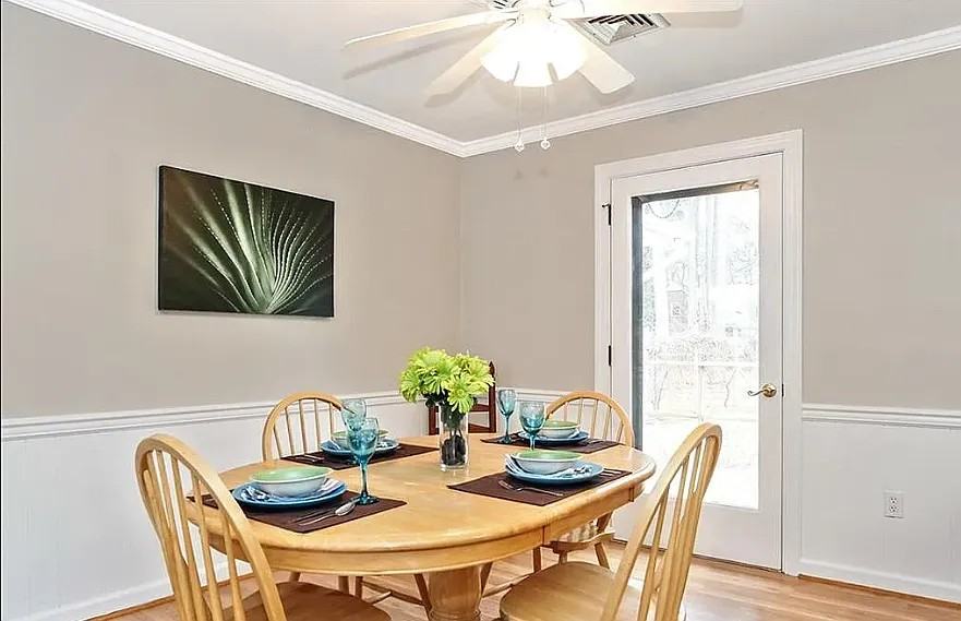 205 Woodford Dr #1 - Photo 6 of 33