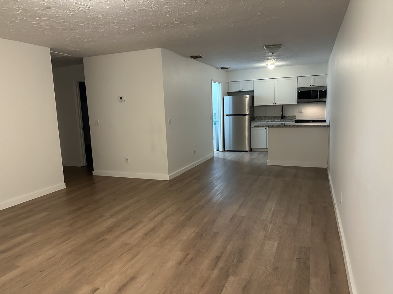 2931 Se 52nd Ave #C - Photo 2 of 17