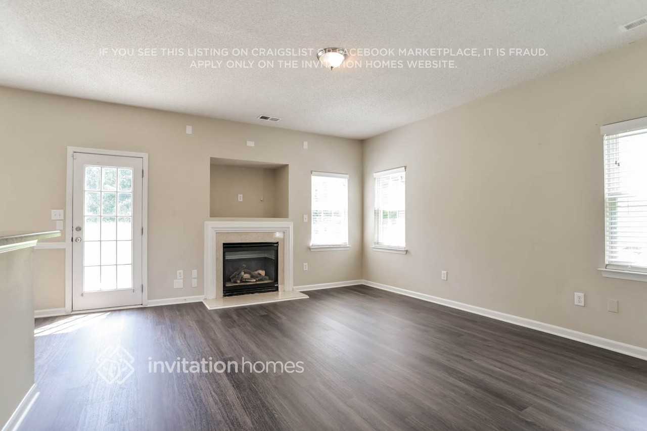 13407 Willow Falls Rd - Photo 4 of 17
