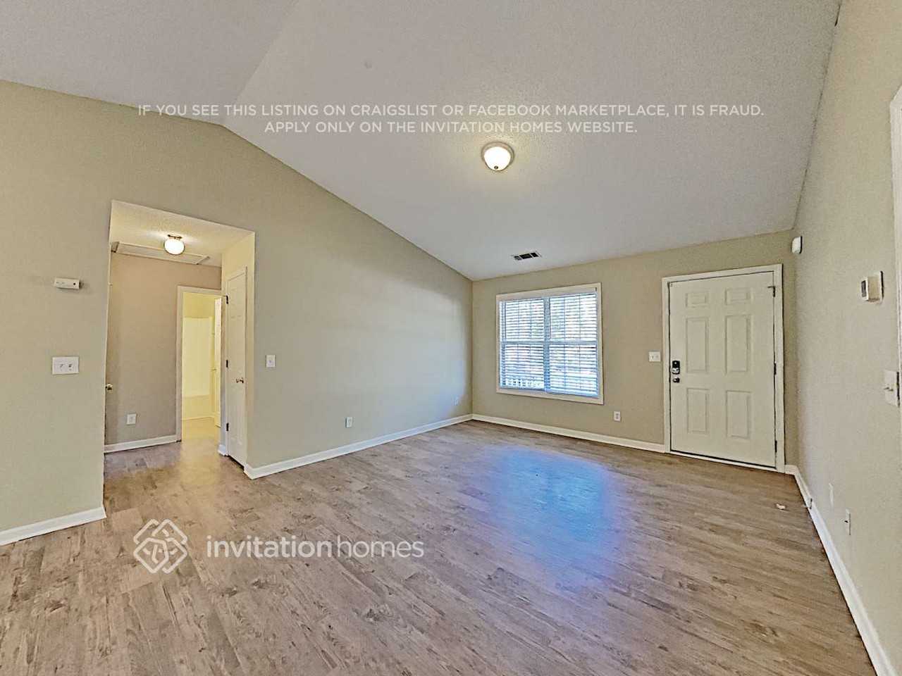 330 School Rd - Photo 3 of 14