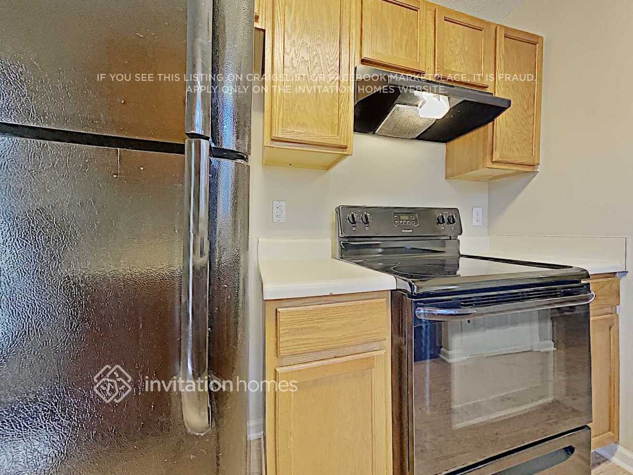 330 School Rd - Photo 5 of 14