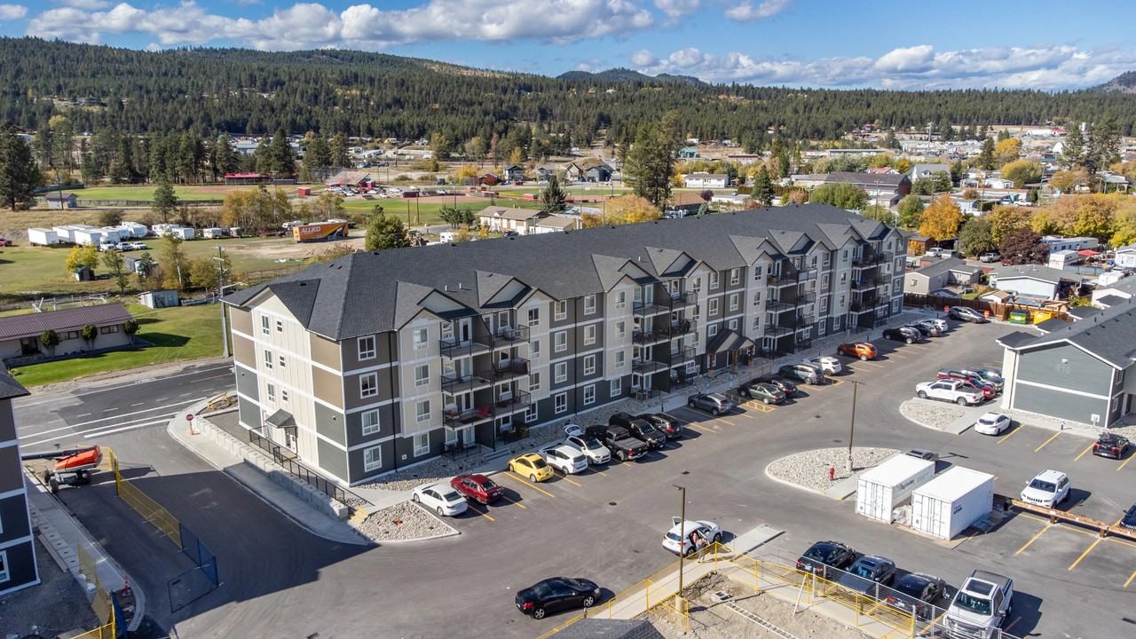 Rockyview Place - Photo 2 of 20