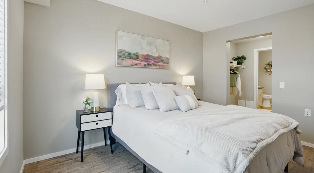 Traditions Apartments - Photo 5 of 18