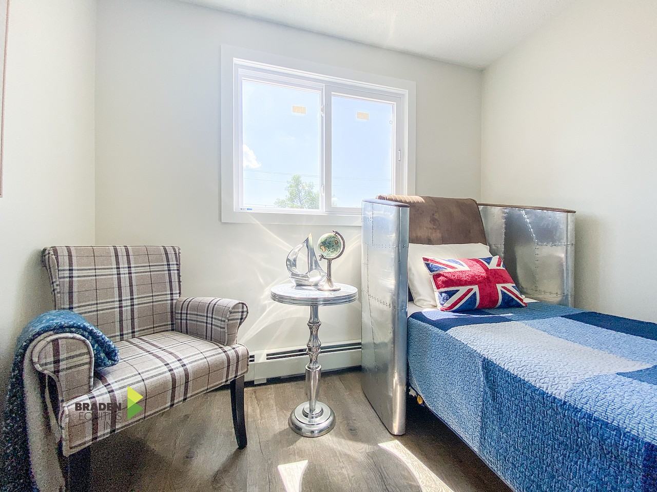 Strathcona Apartments - Photo 3 of 29