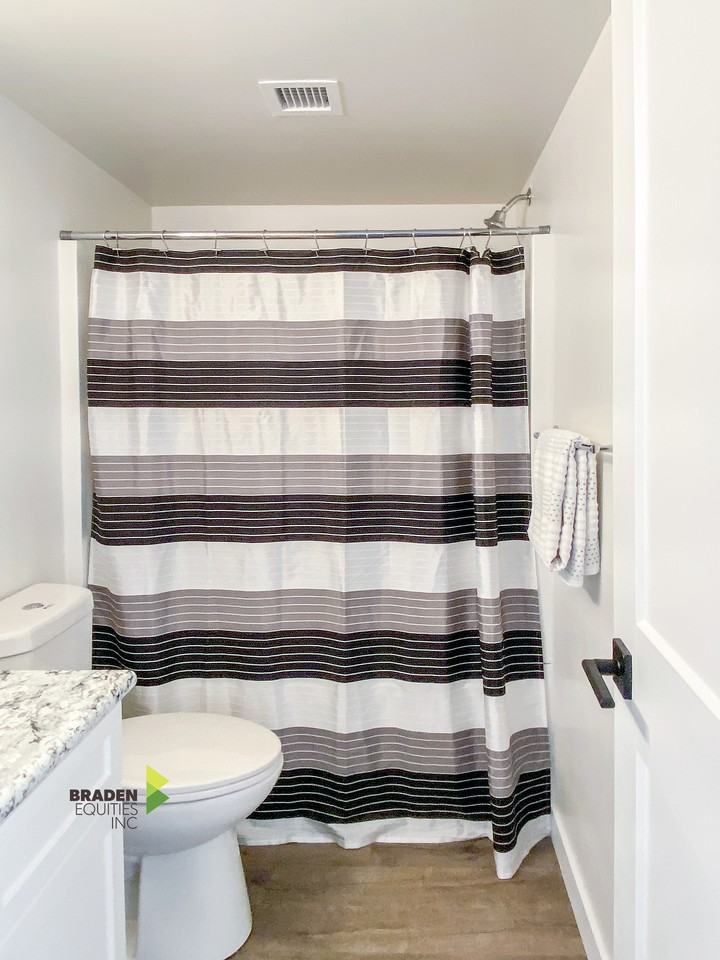 Strathcona Apartments - Photo 7 of 29