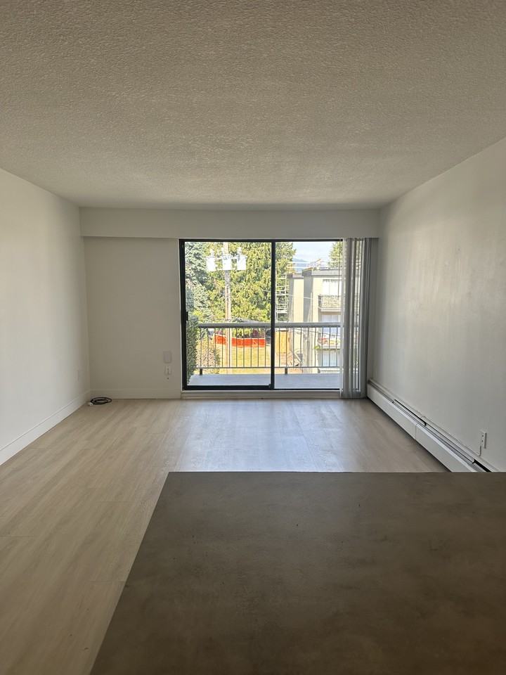 Sevilla Apartments - Photo 2 of 8
