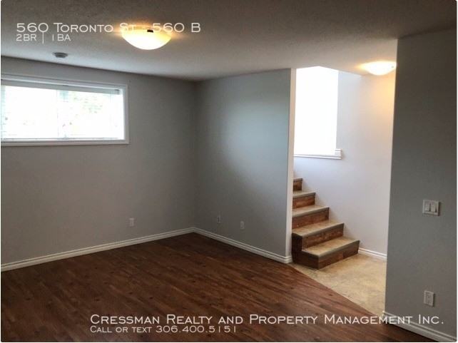 560 Toronto St - Photo 4 of 14