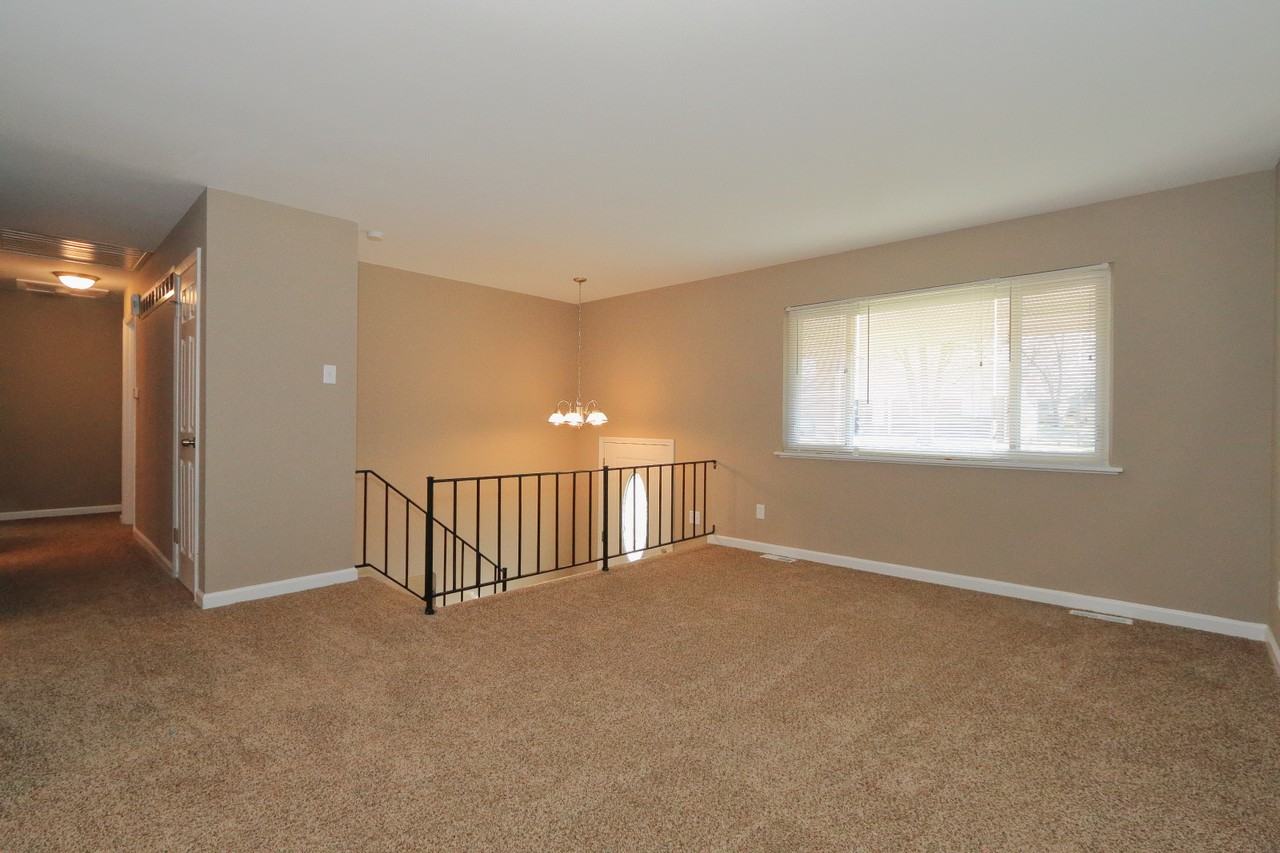 4203 Tideland Dr - Photo 3 of 22