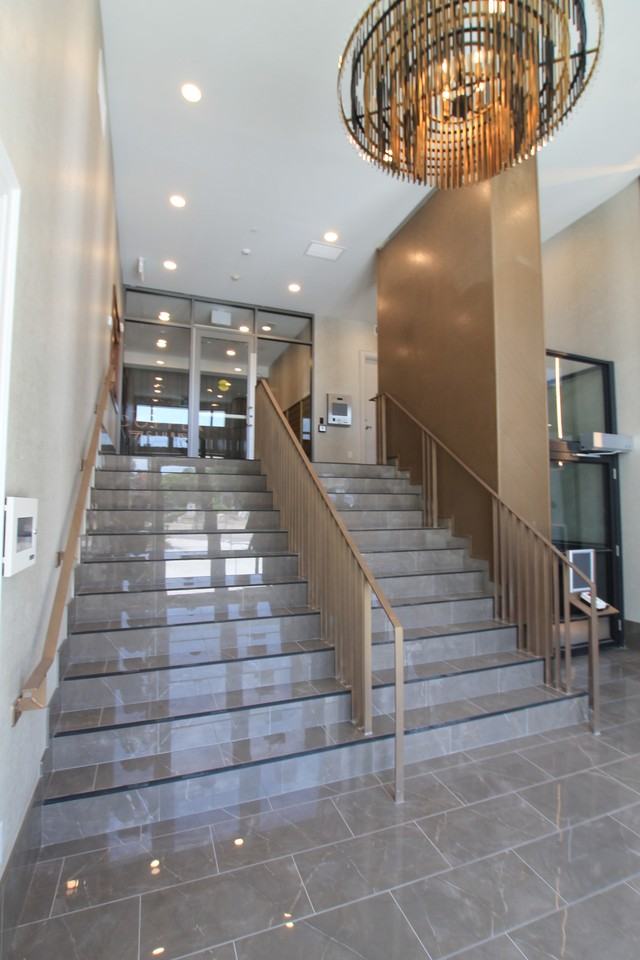 73 209-73 Arthur Street South - Photo 4 of 23