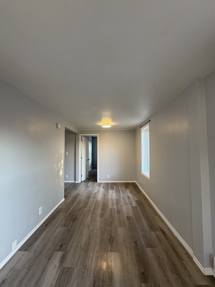 419 Nairn Ave - Photo 3 of 8