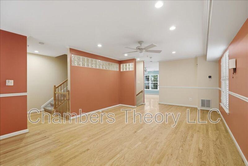11308 King George Dr #6 - Photo 7 of 34