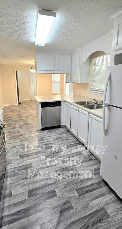 425 Sunset Dr - Photo 2 of 8