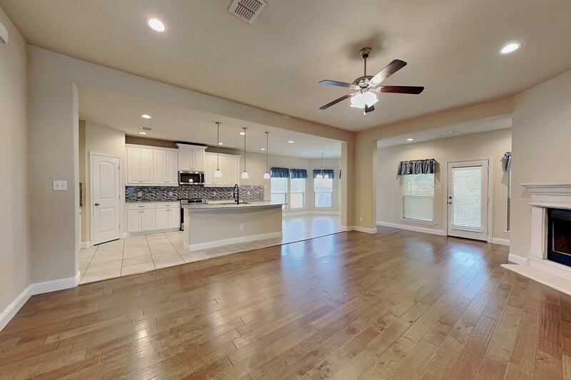 7417 Rose Crest Blvd - Photo 2 of 18