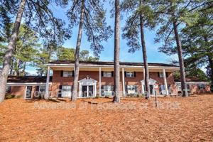 featured image of 2310 Barrington Cir