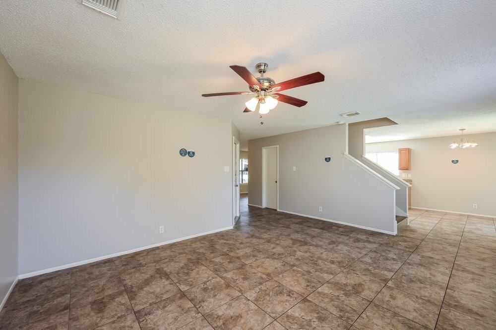 3191 Beacon Fld - Photo 6 of 17