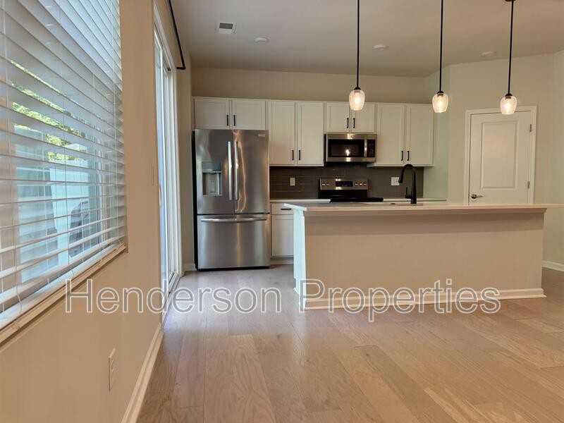 5308 Somerset Hill Ln - Photo 4 of 19