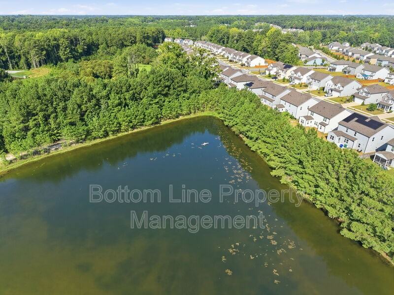 2230 Bethpage Dr - Photo 6 of 41