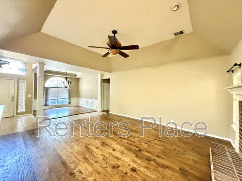 204 N Magnolia Ct - Photo 4 of 19