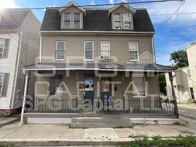 712 W Mason Ave