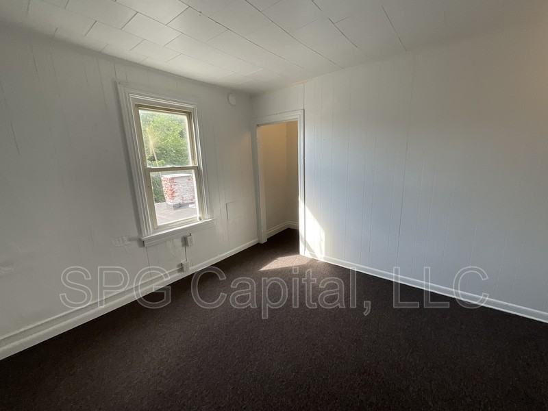 712 W Mason Ave - Photo 6 of 10