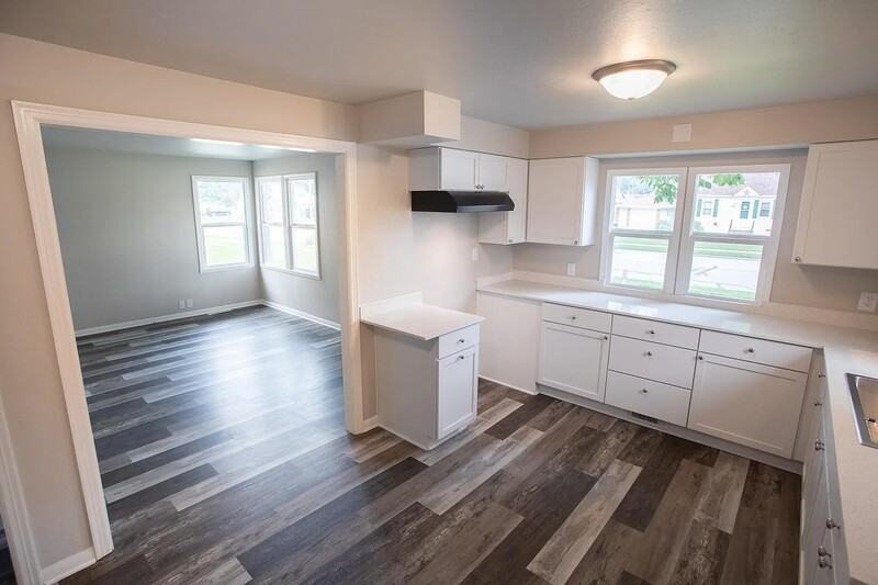 1500 14th Ave - Photo 3 of 12