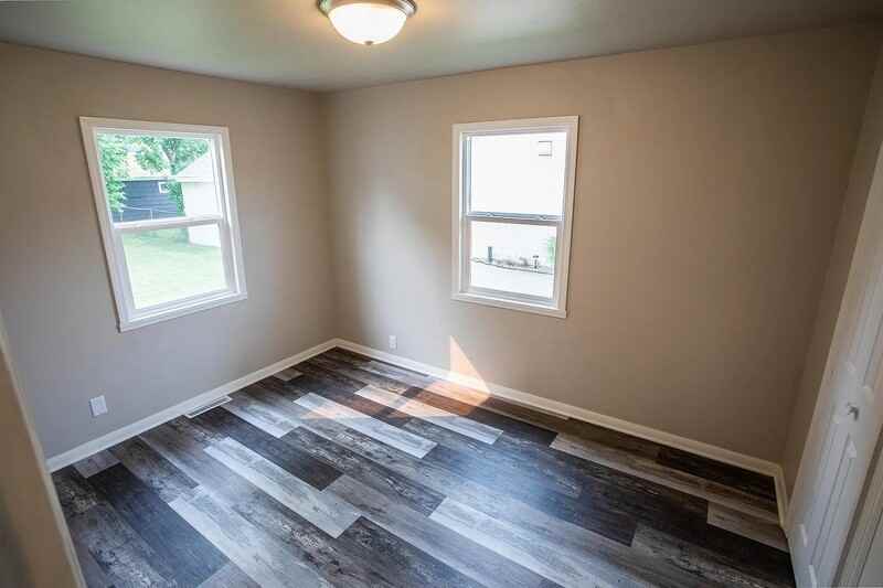 1500 14th Ave - Photo 4 of 12