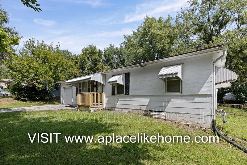 9811 Marsh Ave - Photo 4 of 26