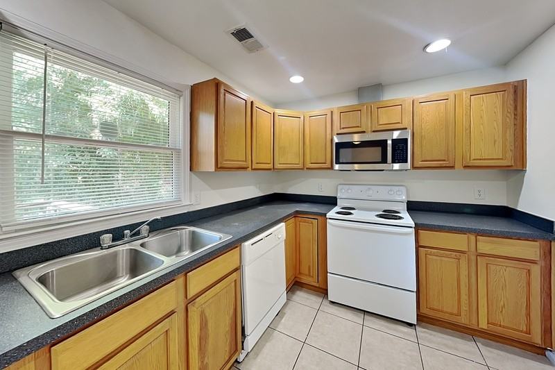 232 Chappell Rd Nw - Photo 5 of 16