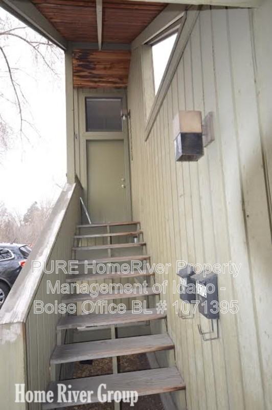 2680 W Grover Ct - Photo 2 of 10