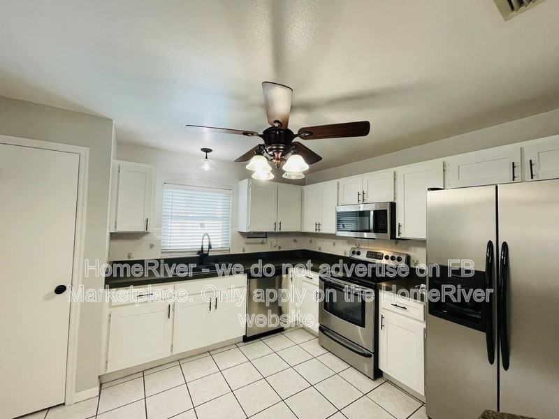 10110 Cedar Dune Dr - Photo 4 of 25