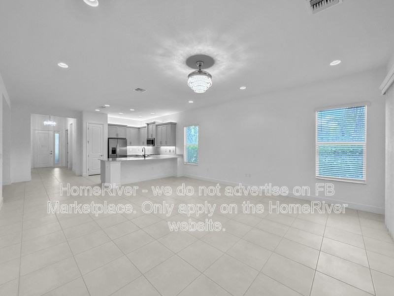 16061 Starglazer Pl - Photo 4 of 20