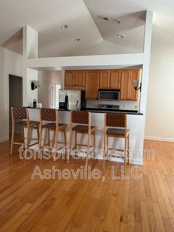 18 Spelter St - Photo 5 of 16