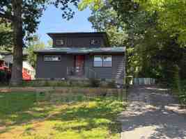 featured image of 44 Broadview Ave