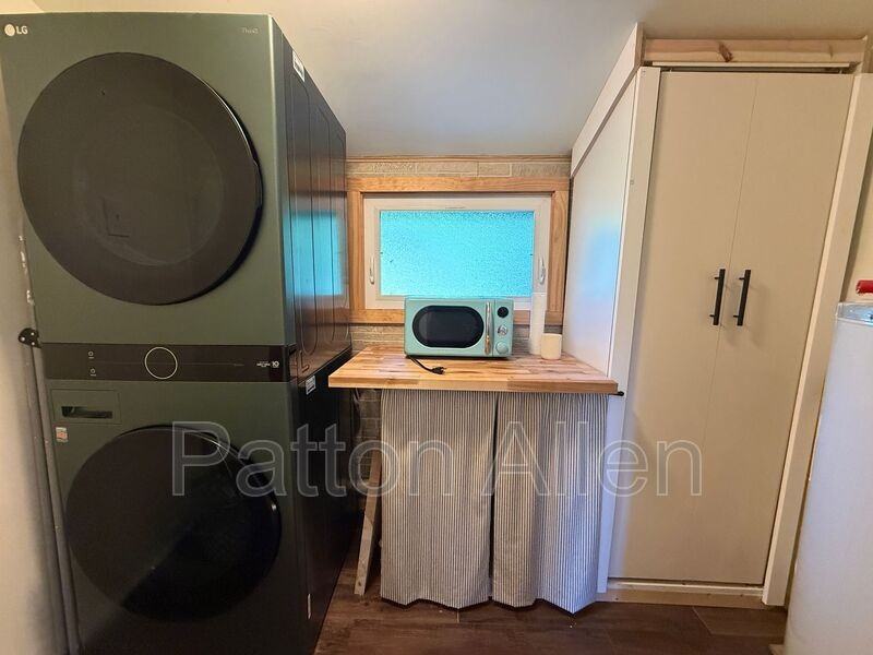 44 Broadview Ave - Photo 6 of 32