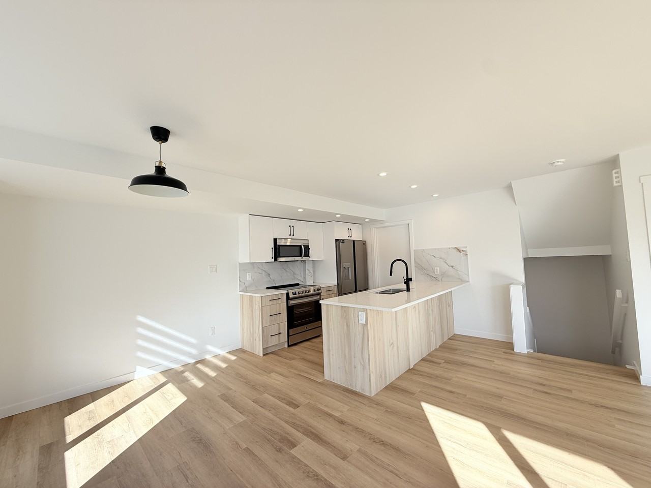 14104 21 Avenue Northwest - Photo 4 of 12