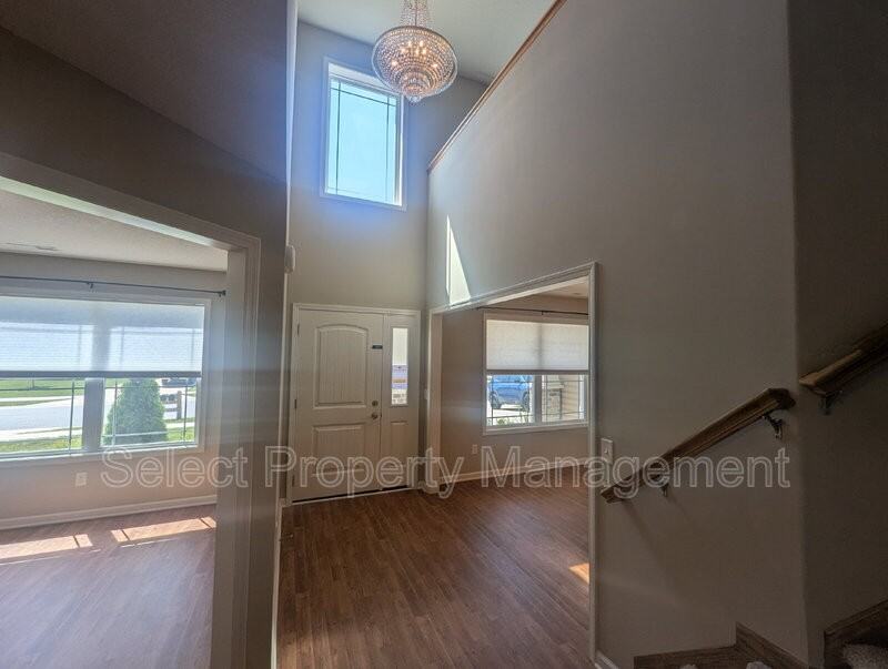 5076 Redwall Rim Passageway - Photo 2 of 44
