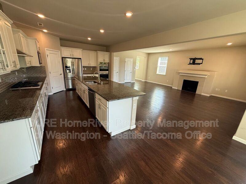 2833 S 376th Pl - Photo 3 of 44