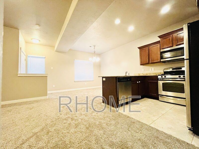 3719 W Lilac Heights Dr - Photo 3 of 7