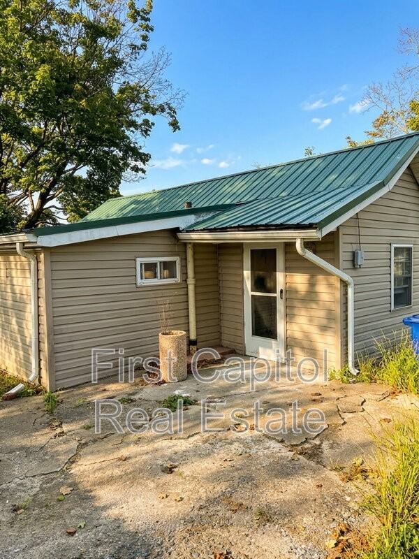 2629 Catherine St - Photo 5 of 15