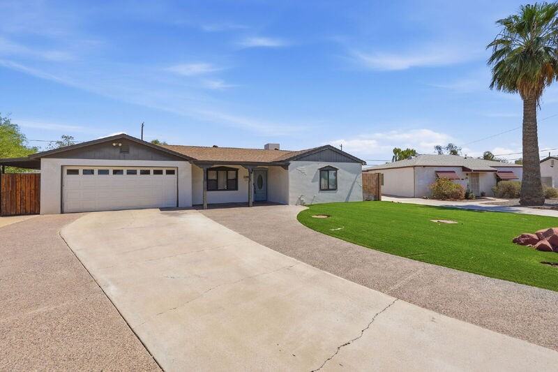 1202 W Amelia Ave - Photo 4 of 36