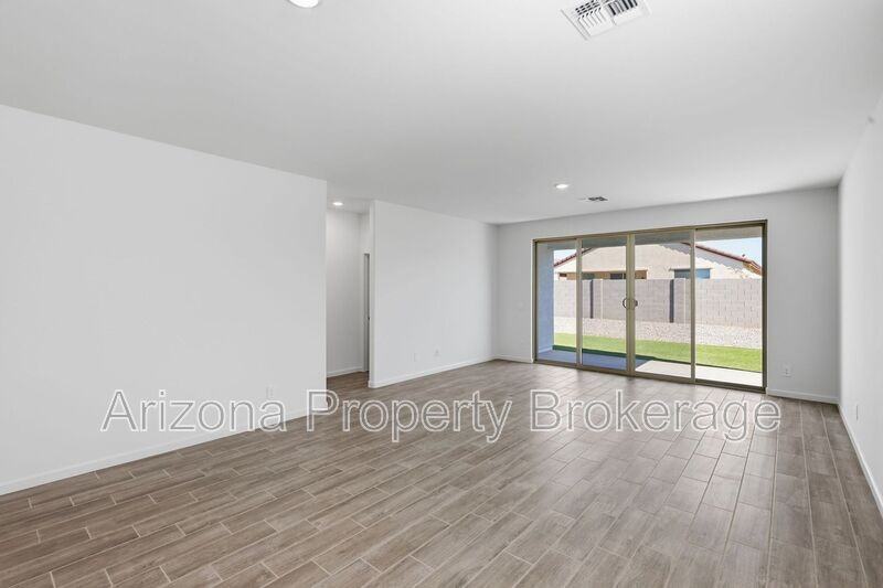 18252 W Avenida Del Sol - Photo 7 of 35