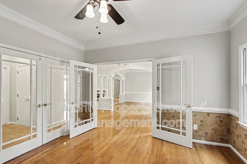 5707 Painted Fern Ct - Photo 3 of 34